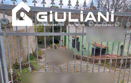Foto Villa in Vendita, pi� di 6 Locali, 174 mq, Aprilia