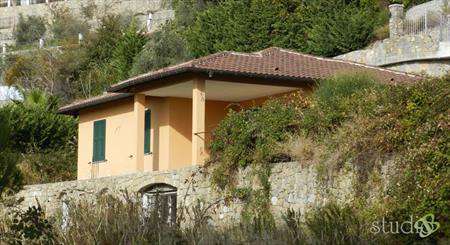 Foto Villa in Vendita, pi� di 6 Locali, 215 mq, Camporosso