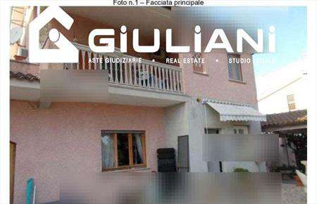 Foto Villa in Vendita, pi� di 6 Locali, 231 mq, Ardea