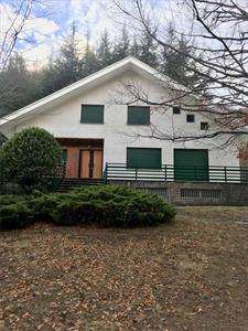 Foto Villa in Vendita, pi� di 6 Locali, 300 mq, Chiomonte