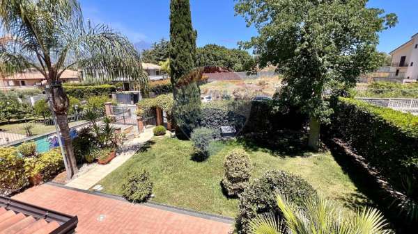 Foto Villa in vendita a Acireale