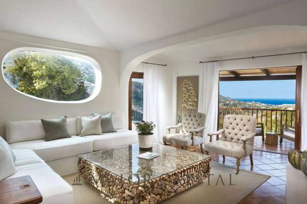 Foto Villa in vendita a Arzachena