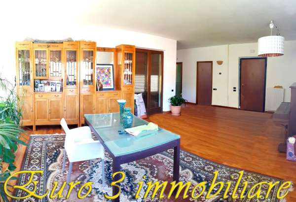 Foto VILLA in VENDITA a ASCOLI PICENO