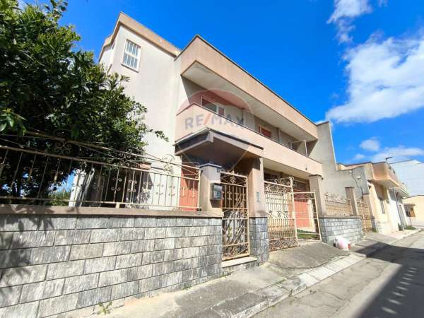 Foto Villa in vendita a Brindisi