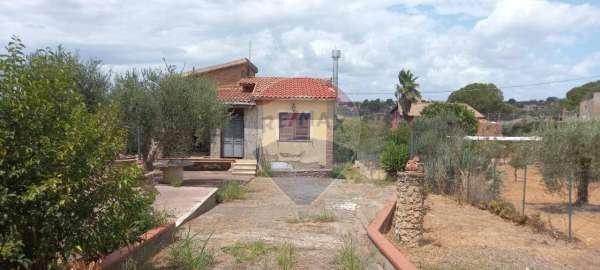 Foto Villa in vendita a Caltagirone