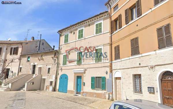 Foto Villa in vendita a Camerata Picena