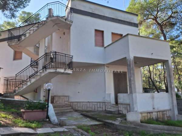Foto Villa in vendita a Castellaneta