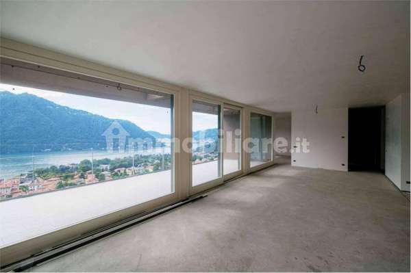 Foto Villa in vendita a Cernobbio