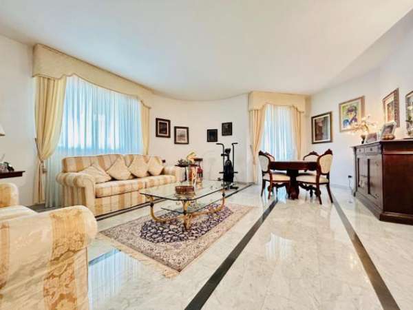 Foto Villa in vendita a Cerreto Guidi 370 mq  Rif: 1240503