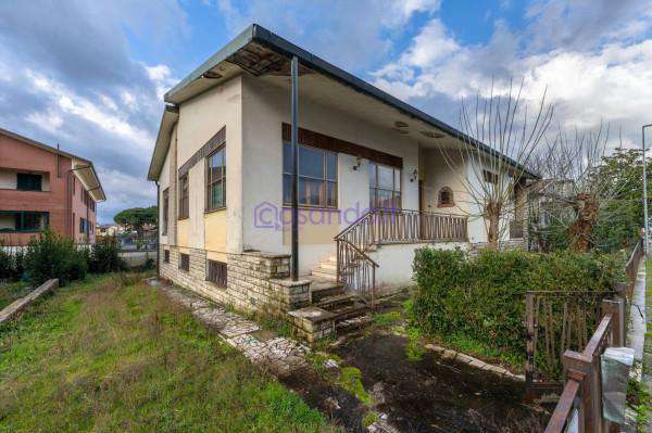 Foto Villa in vendita a Collesalvetti