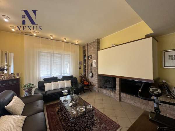 Foto Villa in vendita a Colli al Metauro