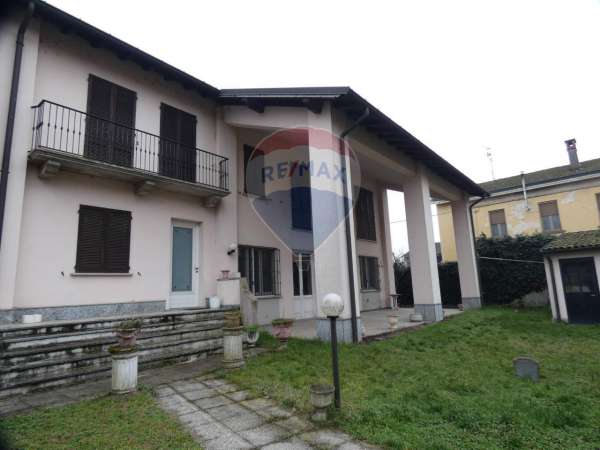 Foto Villa in vendita a Corteolona e Genzone