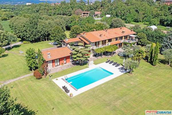 Foto Villa in vendita a Dalmine