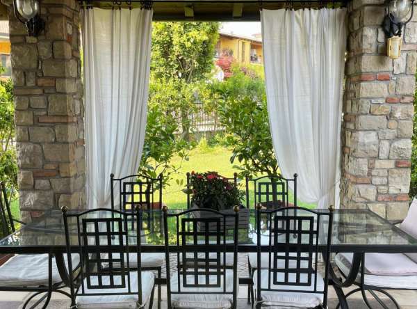 Foto Villa in vendita a Desenzano Del Garda