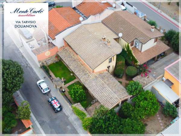Foto Villa in vendita a Dolianova