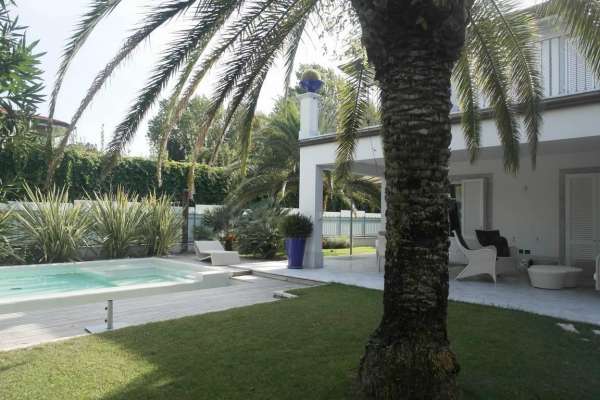 Foto Villa in vendita a Forte Dei Marmi