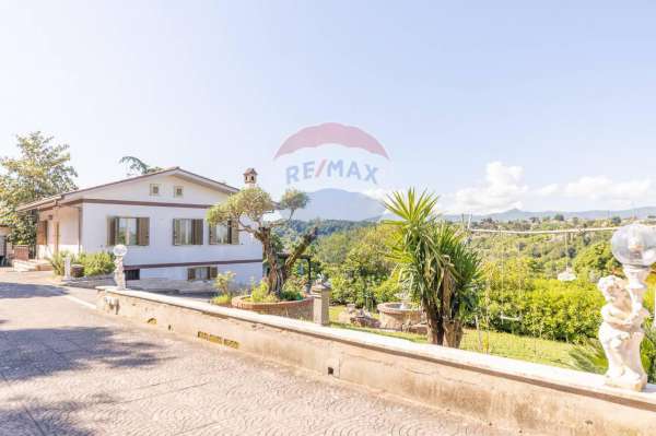 Foto Villa in vendita a Gallicano Nel Lazio
