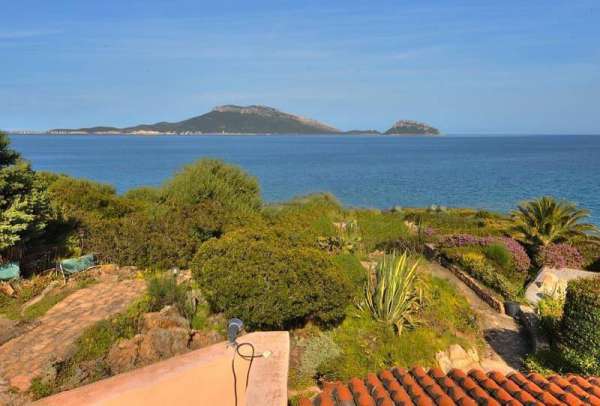 Foto Villa in vendita a Golfo Aranci