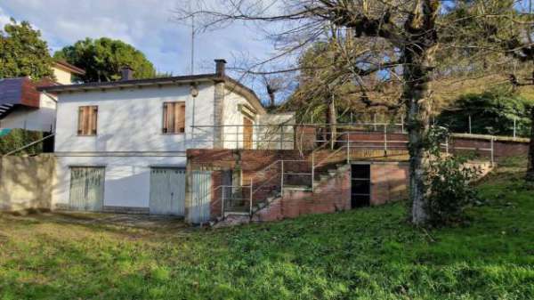 Foto Villa in vendita a Imola - 4 locali 448mq