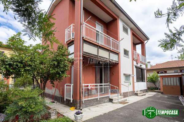 Foto Villa in vendita a Inveruno