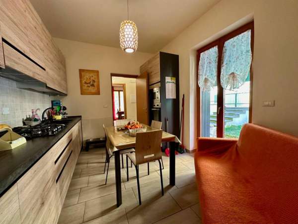 Foto Villa in vendita a L'Aquila