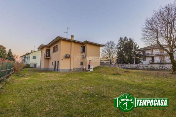 Foto Villa in vendita a Lacchiarella