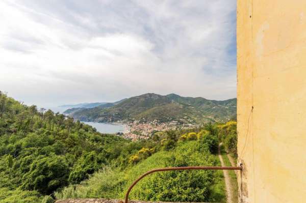 Foto Villa in vendita a Levanto