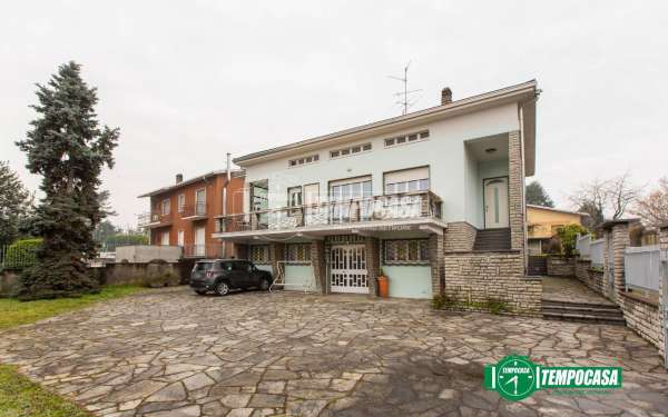 Foto Villa in vendita a Lonate Pozzolo