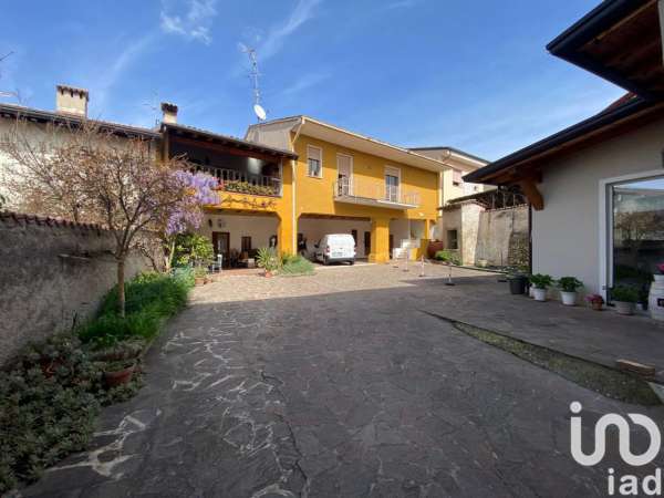 Foto Villa in vendita a Lonato