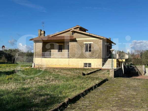 Foto Villa in vendita a Manziana