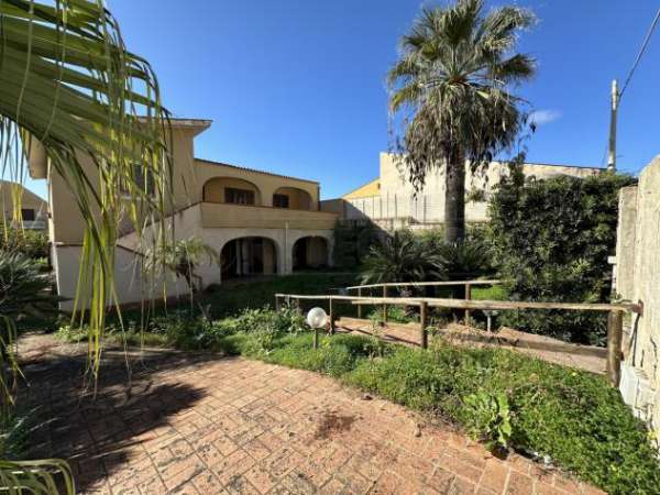 Foto Villa in vendita a Mazara del Vallo