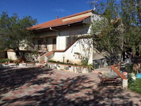 Foto Villa in vendita a Melilli