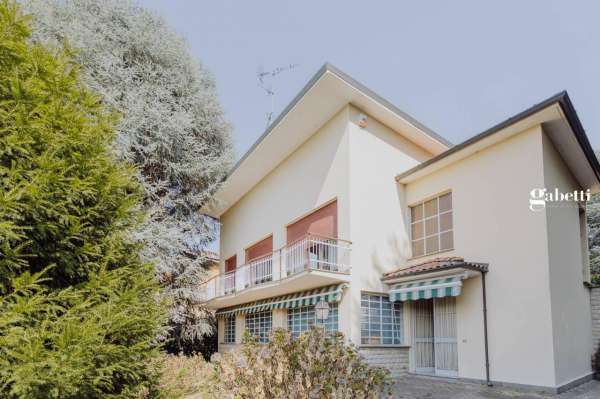 Foto Villa in vendita a Merate