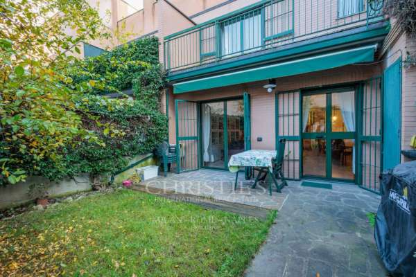 Foto Villa in vendita a Milano