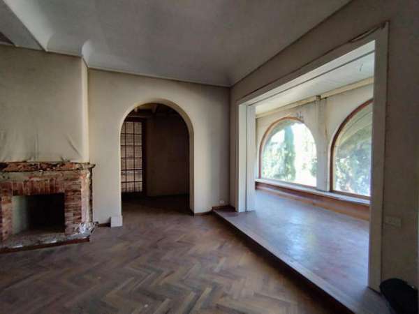 Foto Villa in vendita a Montecatini-Terme 450 mq  Rif: 1309113