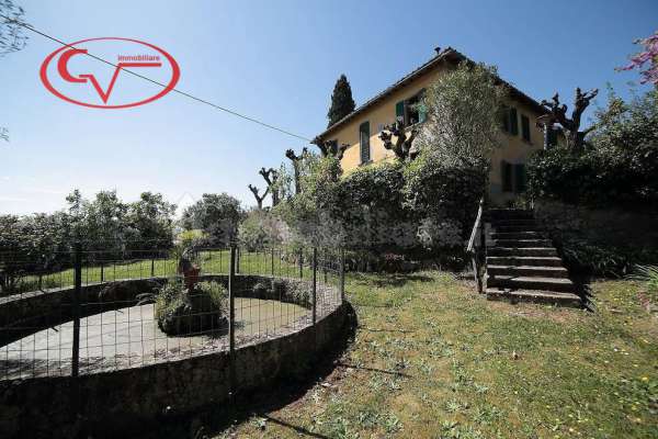 Foto Villa in vendita a Montevarchi