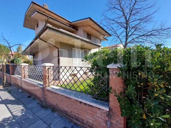 Foto Villa in vendita a Mosciano Sant'Angelo
