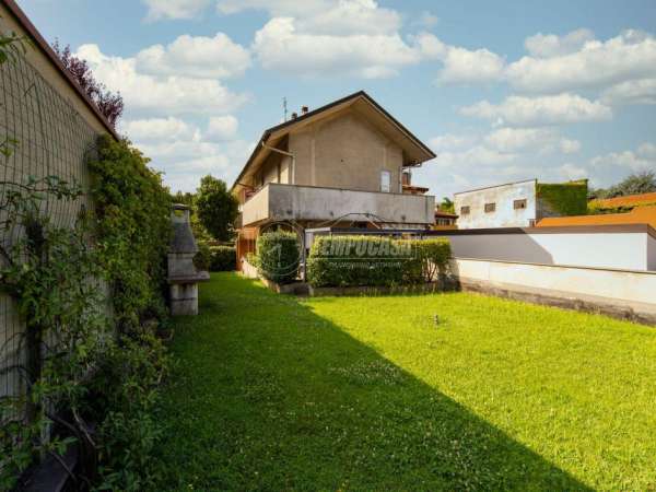 Foto Villa in vendita a Muggi�