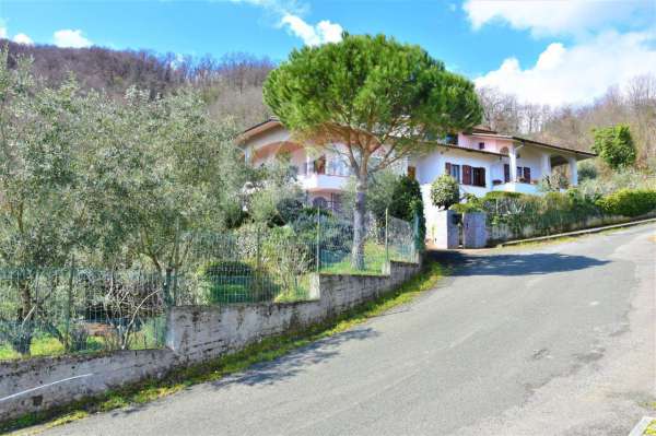 Foto Villa in vendita a Mulazzo