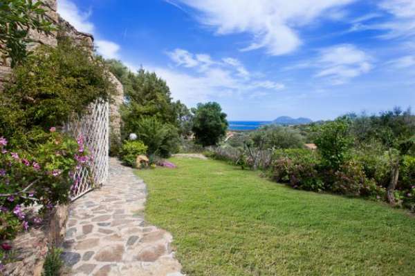 Foto Villa in vendita a Olbia