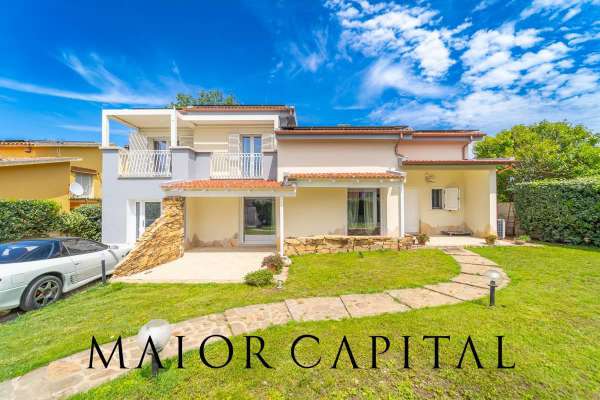 Foto Villa in vendita a Olbia