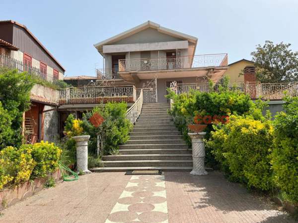Foto Villa in vendita a Pedara