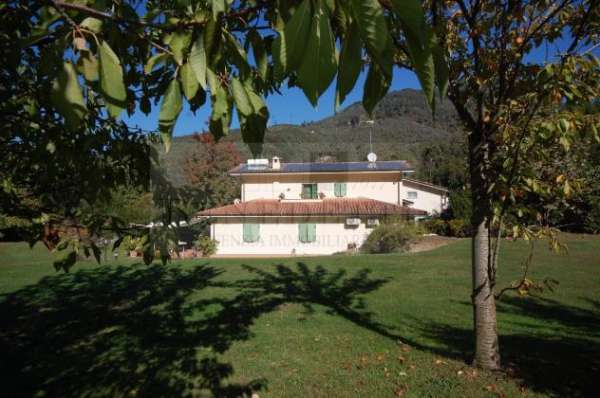 Foto Villa in vendita a Pietrasanta