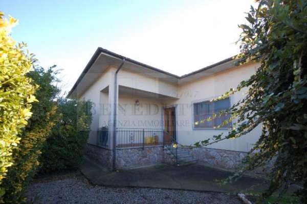 Foto Villa in vendita a Pietrasanta