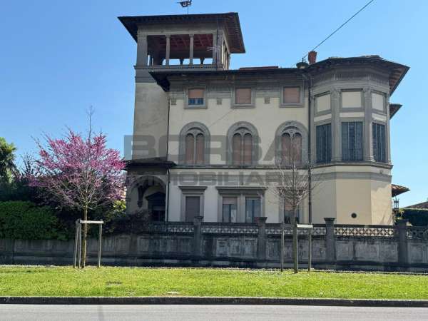 Foto Villa in vendita a Pisa