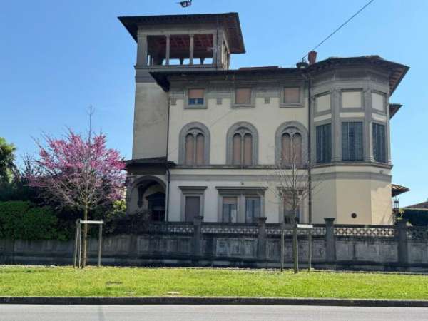Foto Villa in vendita a Pisa