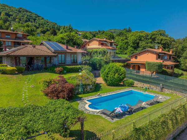 Foto Villa in vendita a Pisano