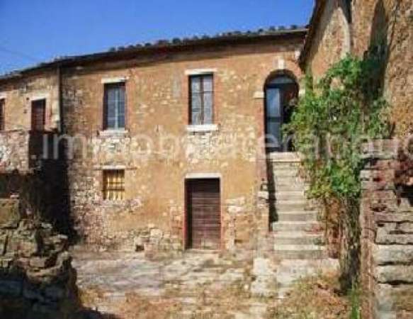 Foto Villa in vendita a Rapolano Terme - 2100mq