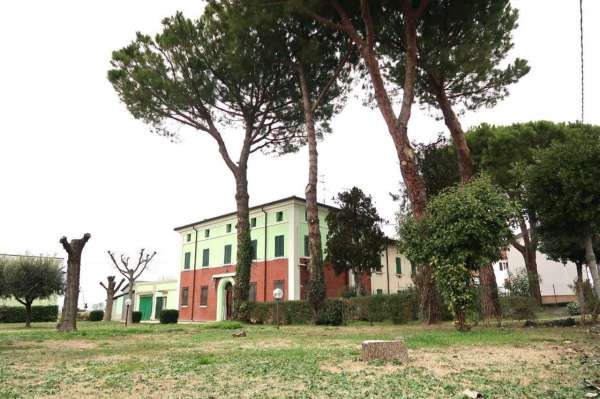 Foto Villa in vendita a Ravenna