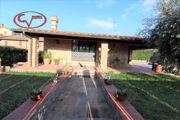 Foto Villa in vendita a Reggello